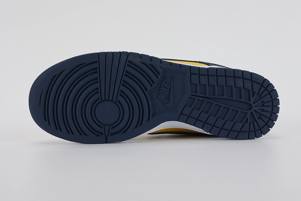 dunk-low-michigan-replica-3.webp Dunk Low Michigan