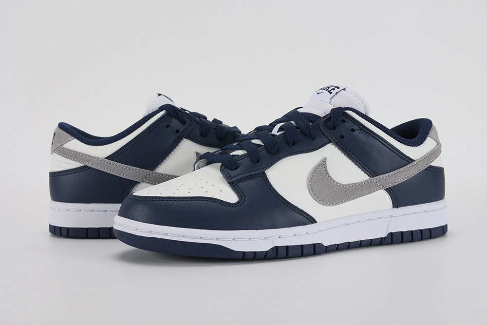 dunk-low-midnight-navy-smoke-grey-replica-8.webp Dunk Low Midnight Navy Smoke Grey