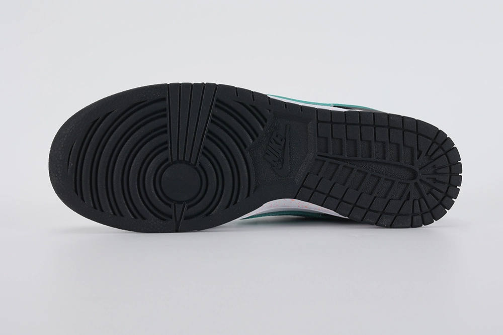 Dunk Low Multi Swoosh – Image 4 dunk-low-'multi-swoosh'-replica