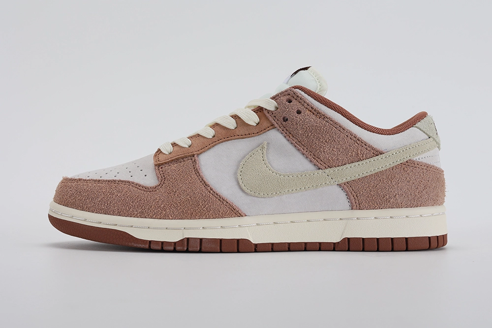 dunk-low-premium-medium-curry-replica-2.webp Dunk Low Premium Medium Curry