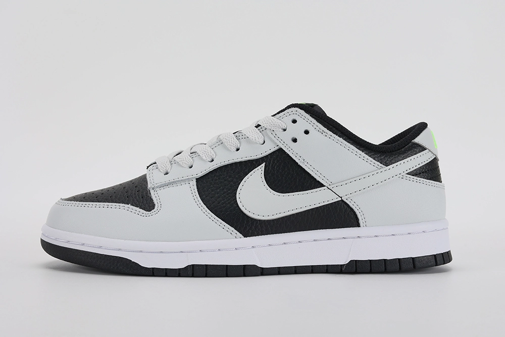 dunk-low-reverse-panda-neon-replica-2.webp Dunk Low Reverse Panda Neon
