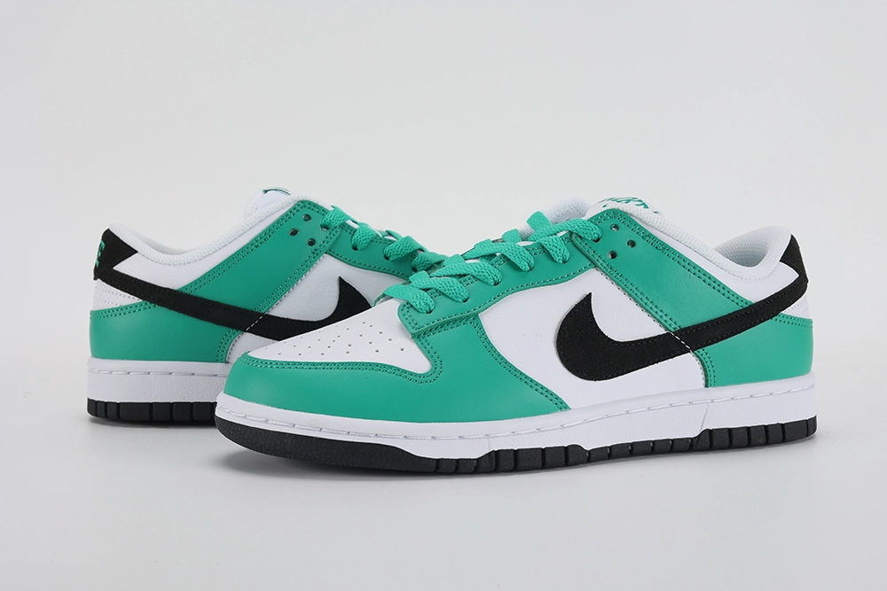 Dunk Low Stadium Green