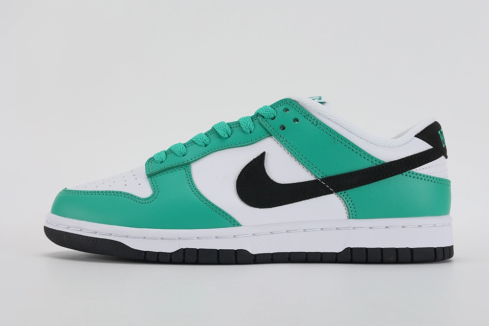 Dunk Low Stadium Green