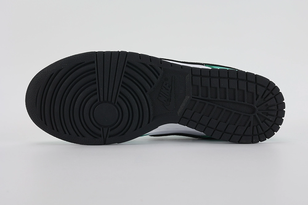 Dunk Low Stadium Green