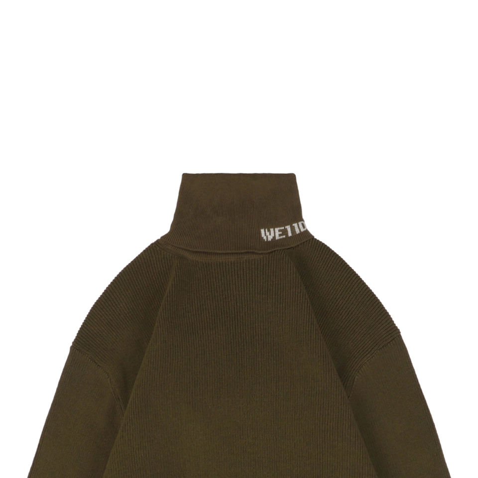 img_30bf4b5b_20241219_o_1iff05auu1ln413aj1lvb5451sgf1o.jpeg.webp We11Done Small We Logo High Neck Knit Sweater