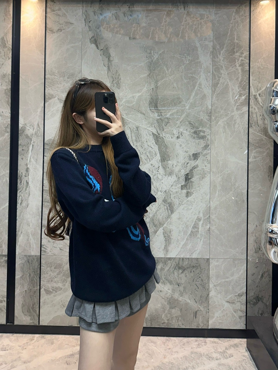 Year Of The Snake G Letter Sweater &ndash; Image 3