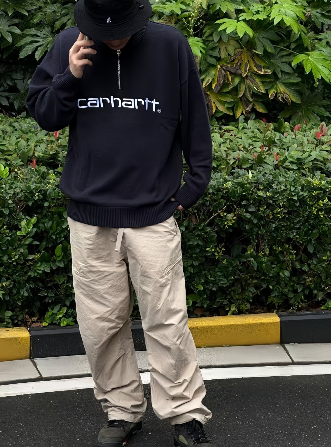 Carhartt Lettering Half Zip Sweater Black – Image 3 Carhartt Lettering Half Zip Sweater Black – Image 3