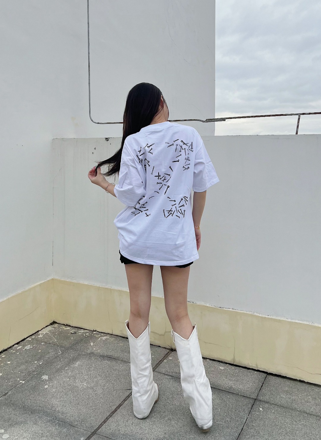 Off White Co Virgil Nail Arrows Print T Shirt – Image 16 Off White Co Virgil Nail Arrows Print T Shirt – Image 16