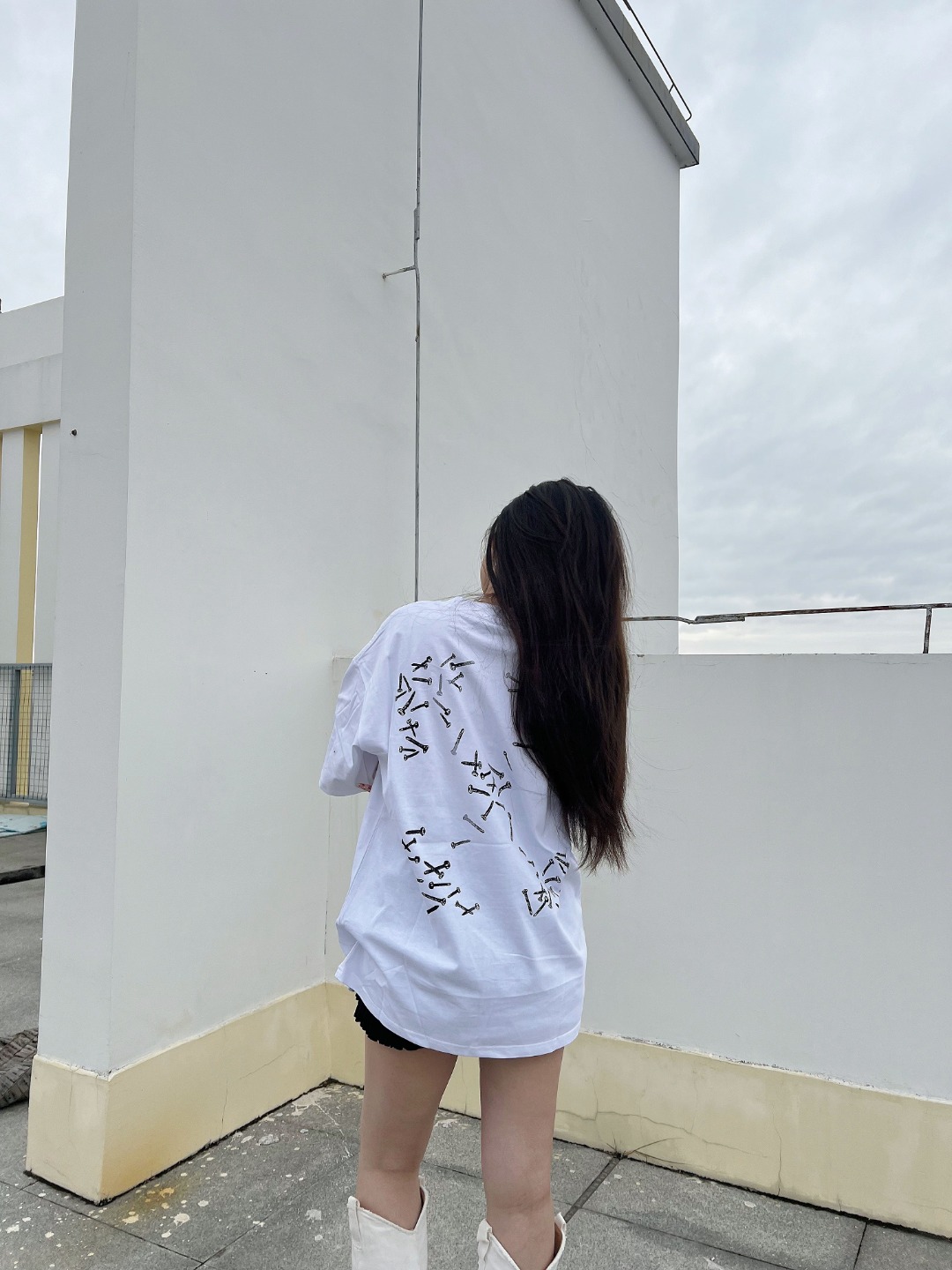Off White Co Virgil Nail Arrows Print T Shirt – Image 17 Off White Co Virgil Nail Arrows Print T Shirt – Image 17