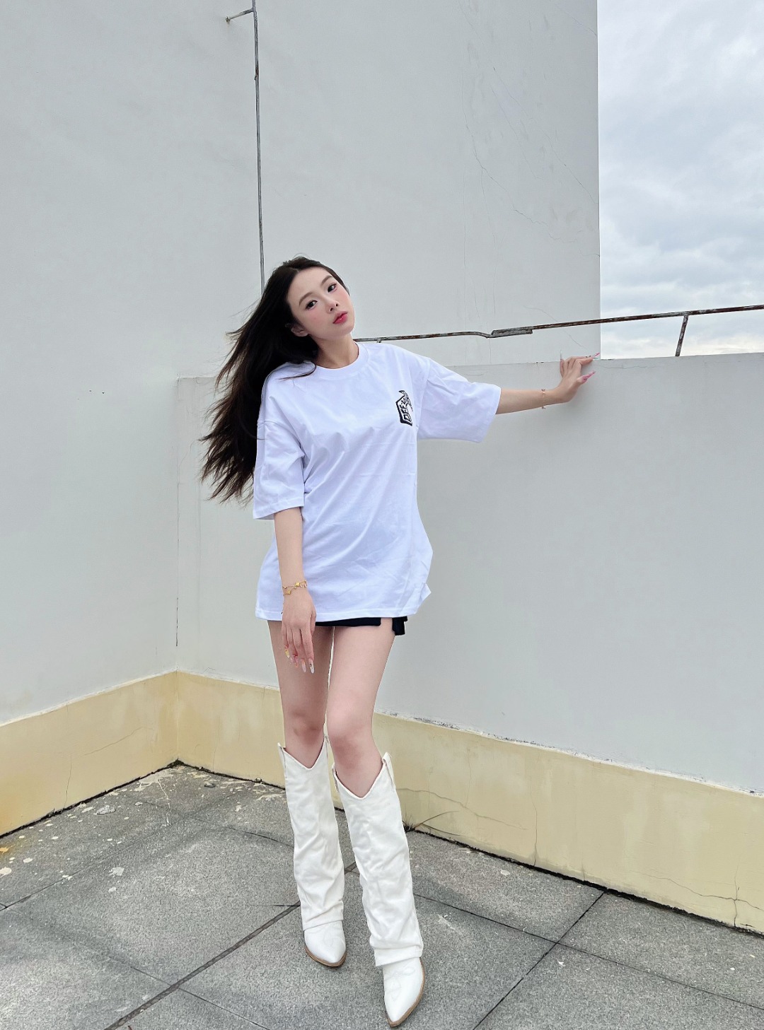 Off White Co Virgil Nail Arrows Print T Shirt – Image 18 Off White Co Virgil Nail Arrows Print T Shirt – Image 18