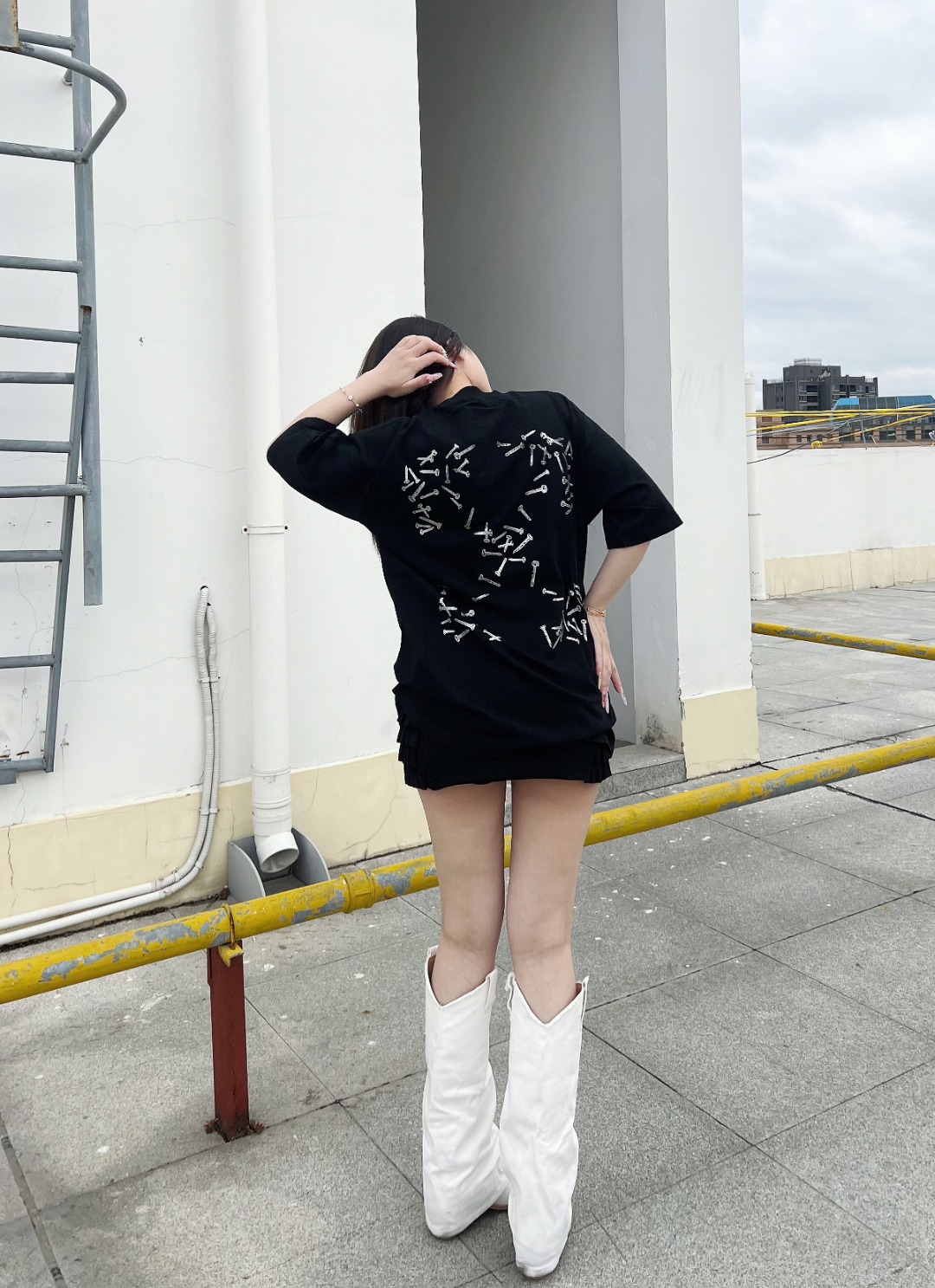 Off White Co Virgil Nail Arrows Print T Shirt – Image 3 Off White Co Virgil Nail Arrows Print T Shirt – Image 3