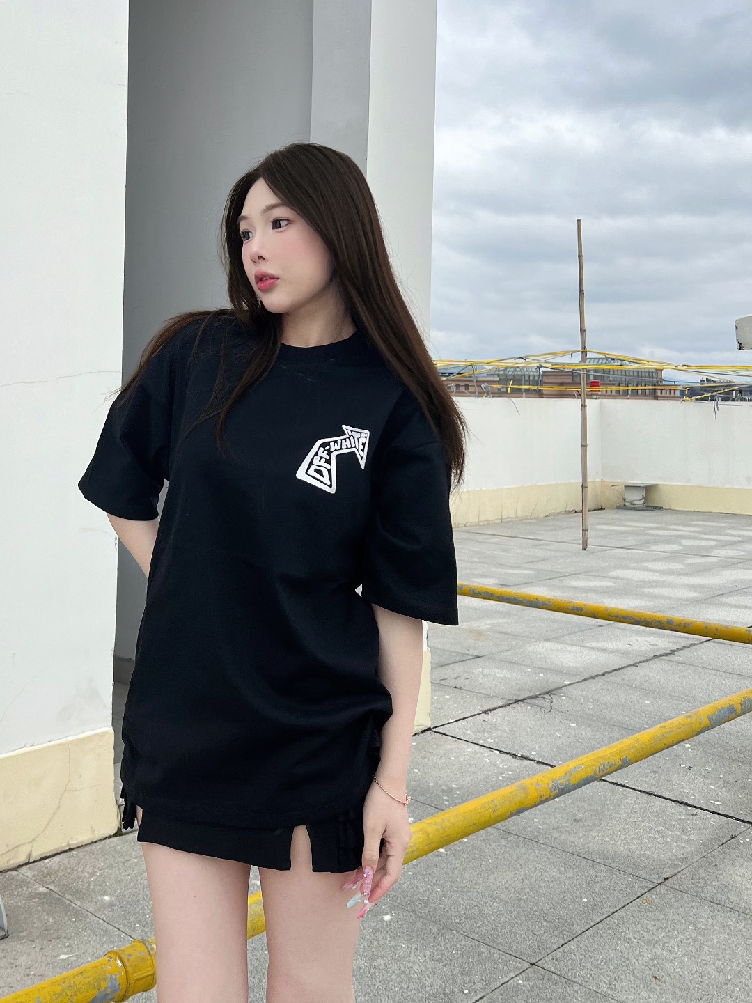 Off White Co Virgil Nail Arrows Print T Shirt – Image 4 Off White Co Virgil Nail Arrows Print T Shirt – Image 4
