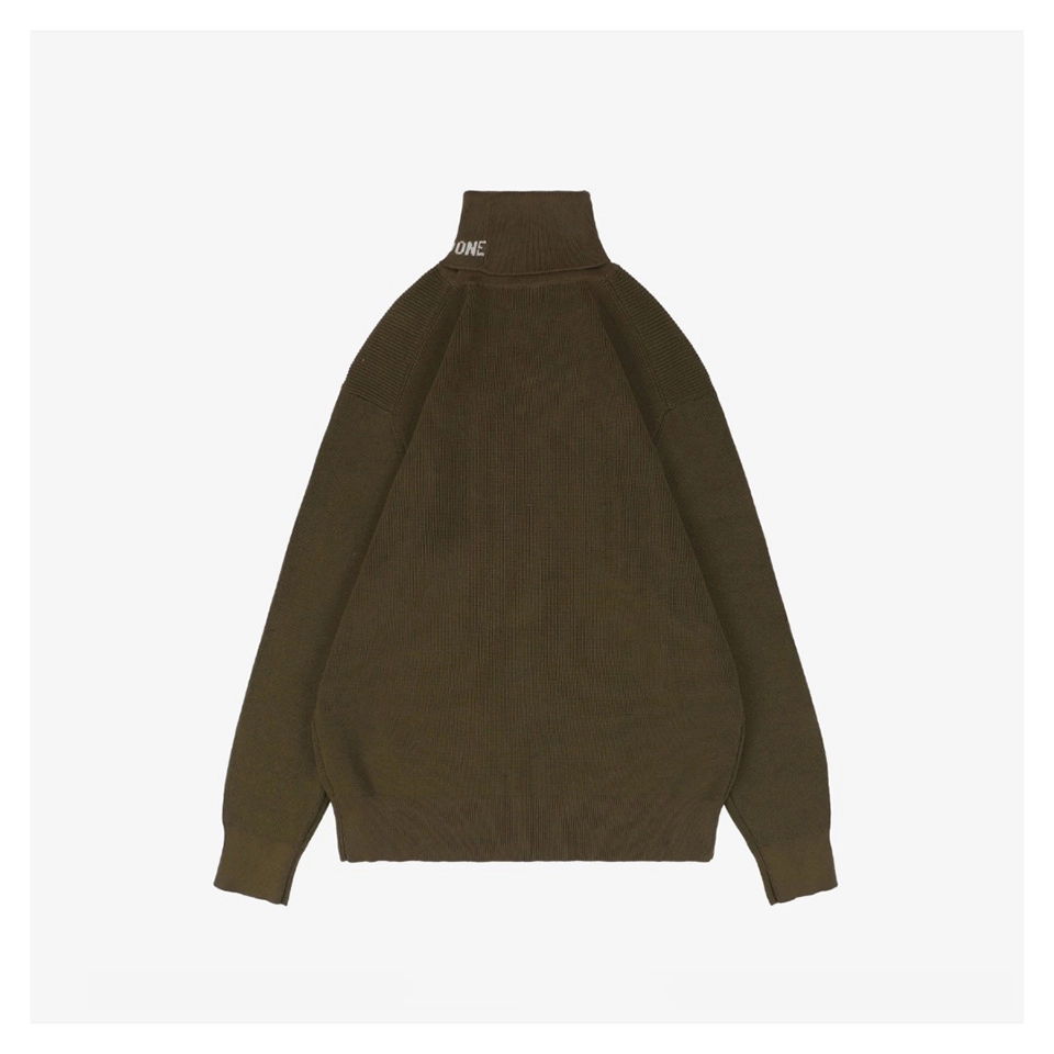 img_30bf4b5b_20251118_o_1jab2gt313hlq7a16kl134vdql1k.jpeg.webp We11Done Small We Logo High Neck Knit Sweater