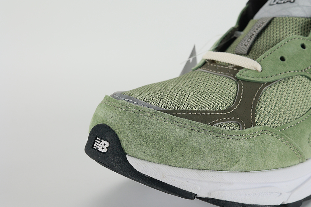 new-balance-jjjjound-x-990v3-olive-replica-3.webp New Balance Jjjjound X 990V3 Olive Replica