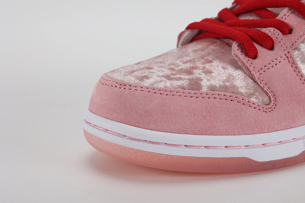strangelove-x-dunk-low-sb-valentines-day-special-box-replica-4.webp Strangelove X Dunk Low Sb Valentines Day Special Box