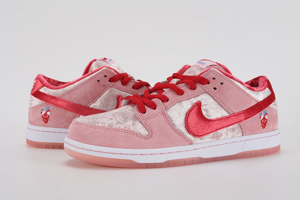 strangelove-x-dunk-low-sb-valentines-day-special-box-replica-9.webp Strangelove X Dunk Low Sb Valentines Day Special Box