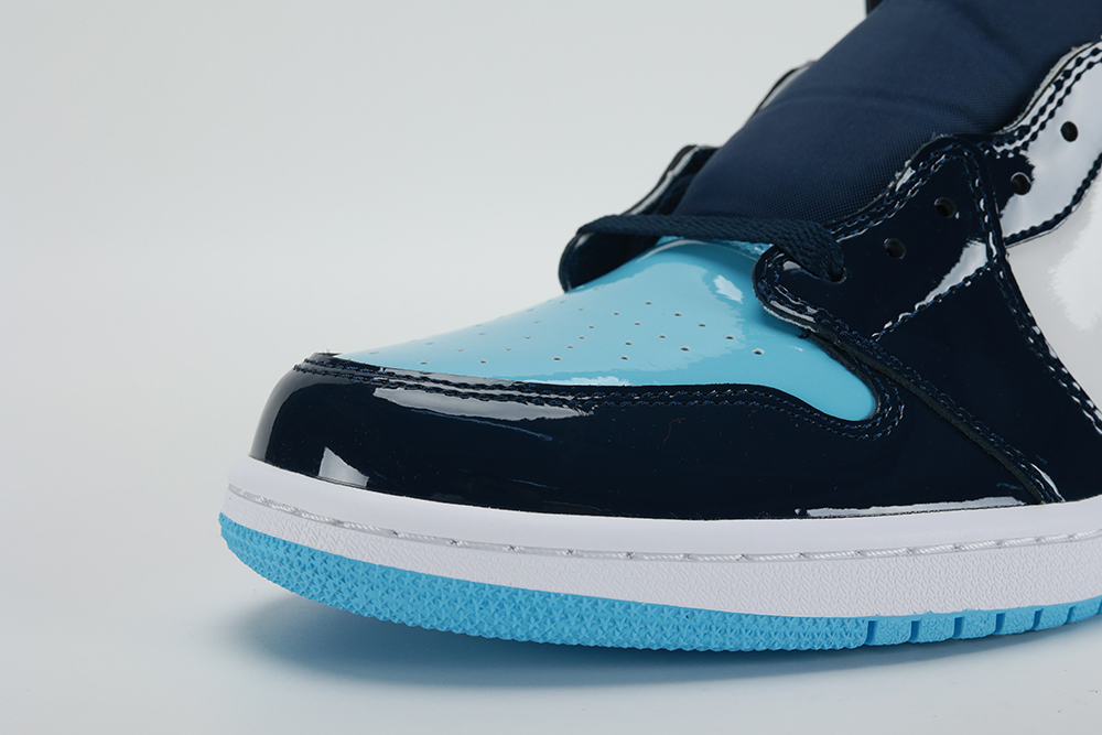 wmns-air-jordan-1-retro-high-og-blue-chill-replica-4.webp Air Jordan 1 Retro High Og Blue Chill