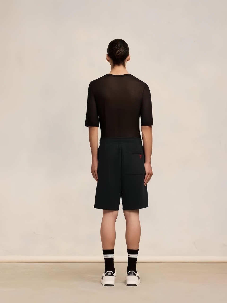Ami Back Pocket Heart Embroidery Shorts – Image 9 Ami Back Pocket Heart Embroidery Shorts – Image 9