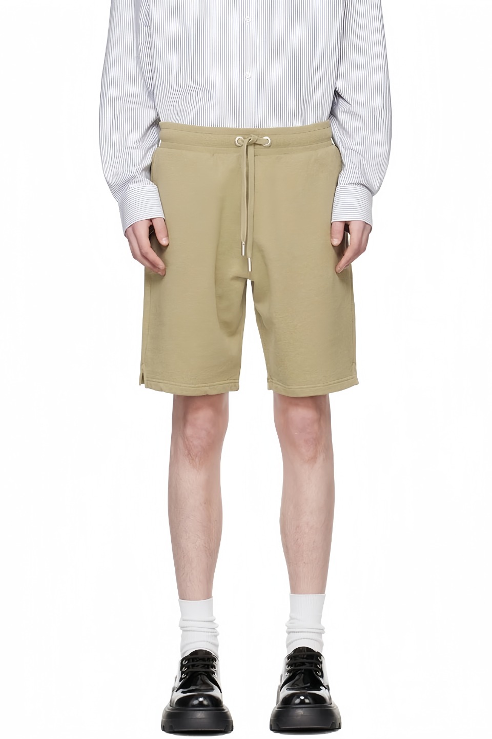 Ami Back Pocket Heart Embroidery Shorts – Image 6 Ami Back Pocket Heart Embroidery Shorts – Image 6