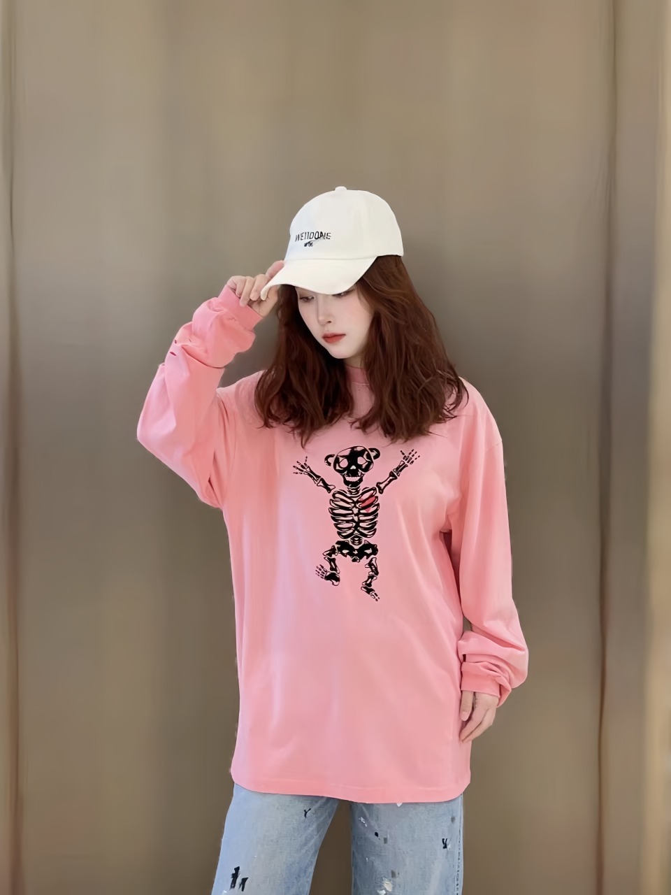 We11Done Skeleton Raised Hands Bear Print Shirt Pink &ndash; Image 2