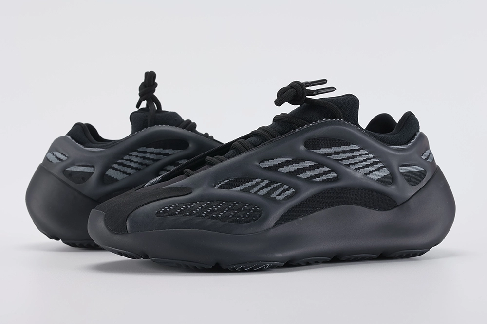 Yeezy 700 V3 Alvah Replica
