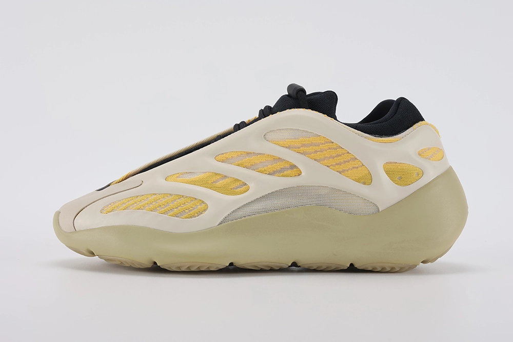 Yeezy 700 V3 Safflower Replica