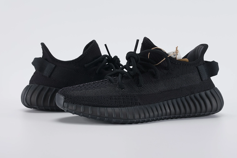 Yeezy Boost 350 V2 Onyx Replica