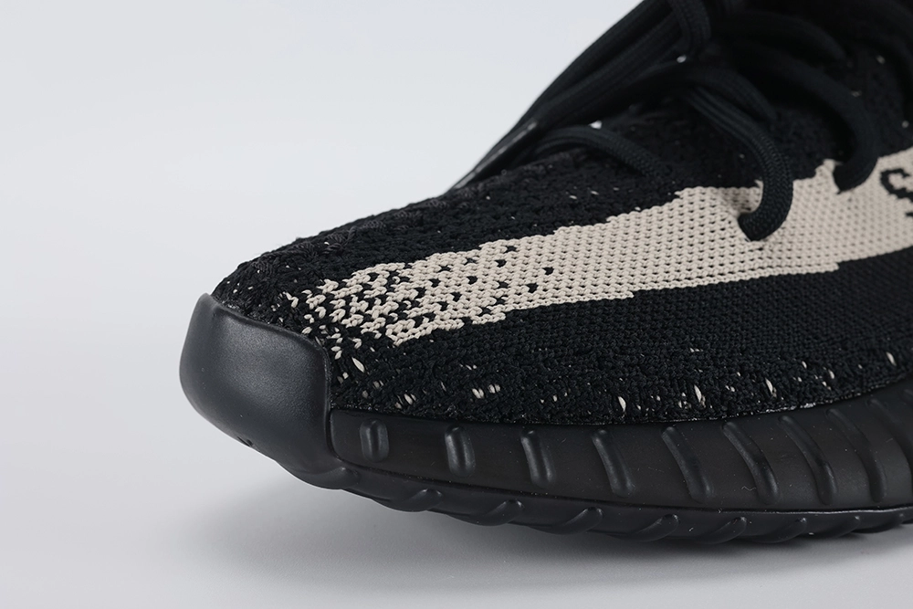 yeezy-boost-350-v2-oreo-replica-4.webp Yeezy Boost 350 V2 Oreo Replica