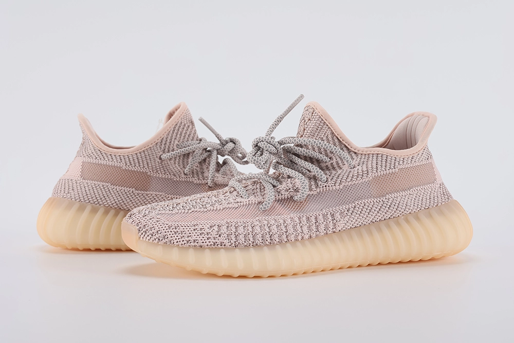 Yeezy Boost 350 V2 Synth Reflective Replica – Image 2 yeezy-boost-350-v2-'synth-reflective'-replica