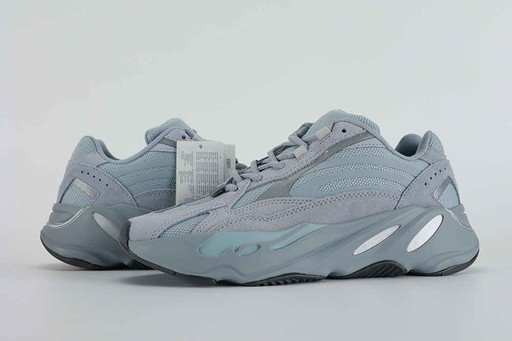 Yeezy Boost 700 V2 Hospital Blue Replica
